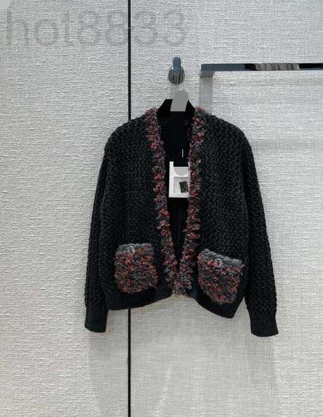 women's sweaters designer autumn womens's brand same style v neck cardigan long sleeve wy7v, White;black
women's sweaters designer autumn womens's brand same style v neck cardigan long sleeve wy7v, White;black