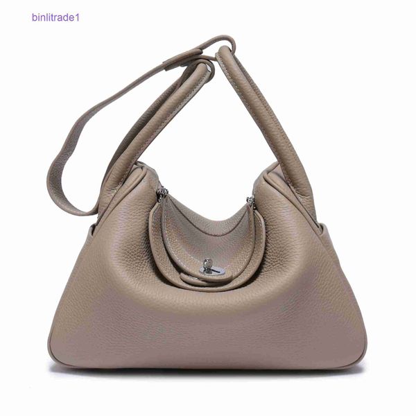 designer original of layer the cow skin first litchi pattern lindi bag doctor's medicine leather women's live broadcast goods of s
designer original of layer the cow skin first litchi pattern lindi bag doctor's medicine leather women's live broadcast goods of s
