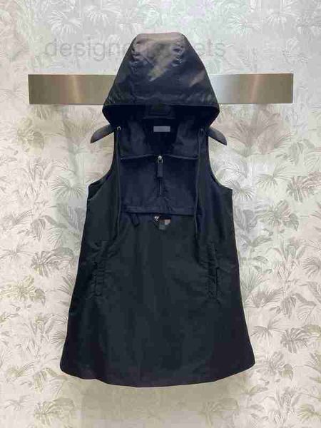 casual dresses designer 23 early spring high popularity nylon hooded semi-zip dress sleeveless doll function prea, Black;gray
casual dresses designer 23 early spring high popularity nylon hooded semi-zip dress sleeveless doll function prea, Black;gray