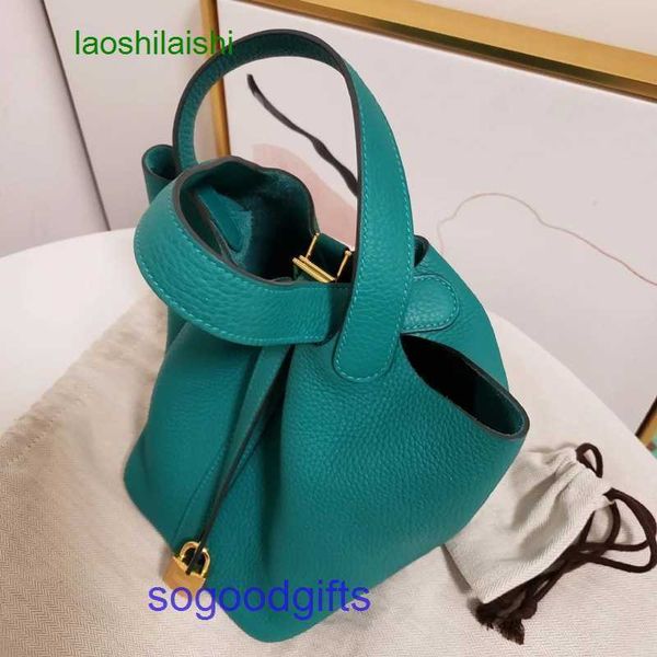 h women's designer bags genuine leather picotn lock h handbags tote bag women's fashion vegetable basket leather bag layer cow la
h women's designer bags genuine leather picotn lock h handbags tote bag women's fashion vegetable basket leather bag layer cow la