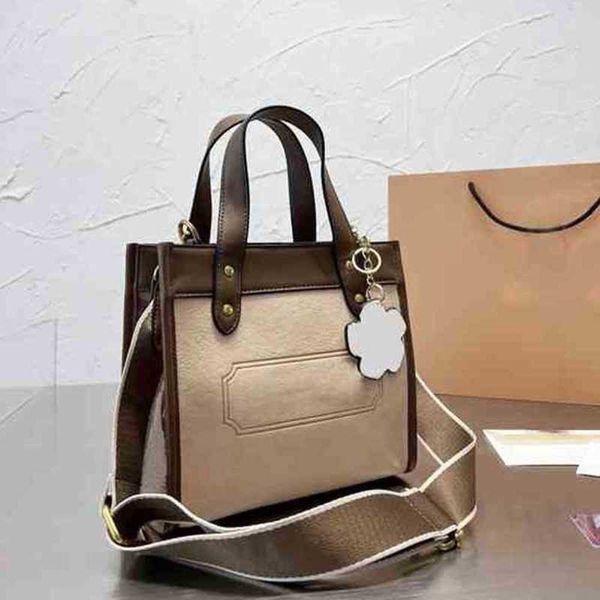 totes square hand messenger bag crossbody wallet for women brand designer shoulder clutch strap fashion single purses 220528
totes square hand messenger bag crossbody wallet for women brand designer shoulder clutch strap fashion single purses 220528