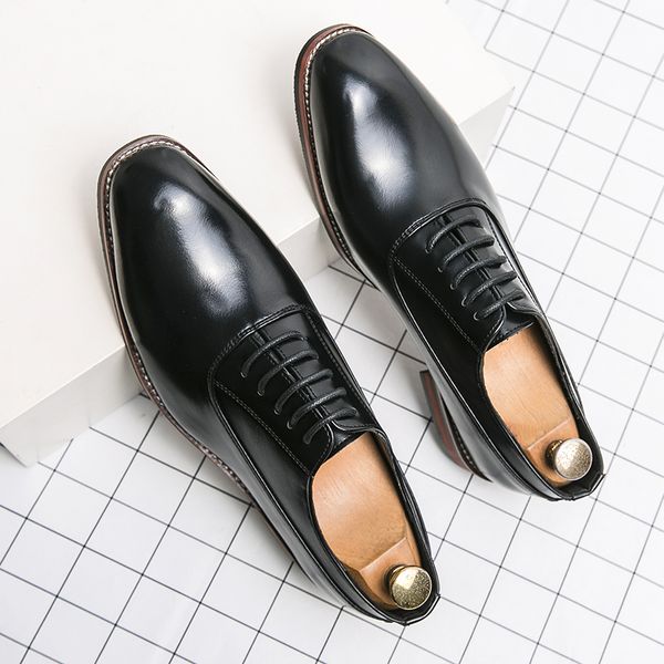 men fashion oxford shoes party lace-up wedding shoes classic business formal pointed leather shoes man boss social office shoes, Black;white
men fashion oxford shoes party lace-up wedding shoes classic business formal pointed leather shoes man boss social office shoes, Black;white