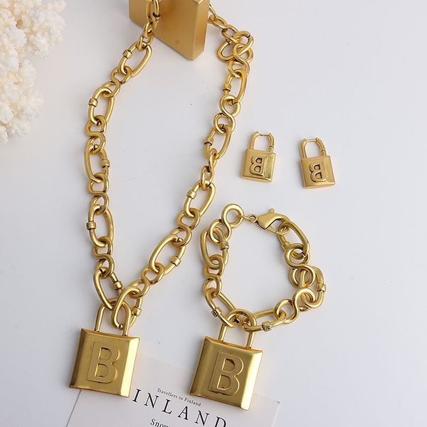 wedding jewelry sets fashion punk heavy metal 26 letter lock necklace pendant vintage chunky simple dangle bracelet for women party jewelry, Slivery;golden
wedding jewelry sets fashion punk heavy metal 26 letter lock necklace pendant vintage chunky simple dangle bracelet for women party jewelry, Slivery;golden