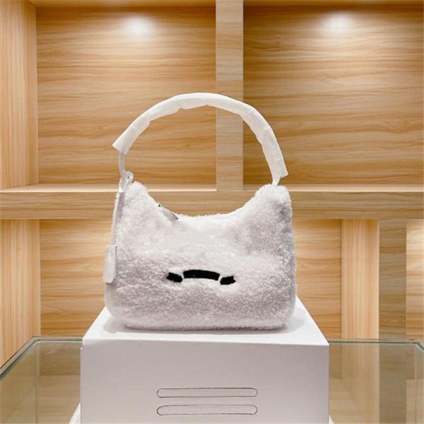 21fw fuzzy shoulder bag designer hobo women fluffy handbag womens furry handbags luxurys designers bags crossbody bag backpack totes hobos
21fw fuzzy shoulder bag designer hobo women fluffy handbag womens furry handbags luxurys designers bags crossbody bag backpack totes hobos