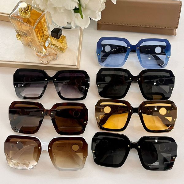 personality oversize sunglasses for women 5133 classic checked stripe square luxury sunglasses outdoor driving men alloy rivet big adumbral, White;black
personality oversize sunglasses for women 5133 classic checked stripe square luxury sunglasses outdoor driving men alloy rivet big adumbral, White;black