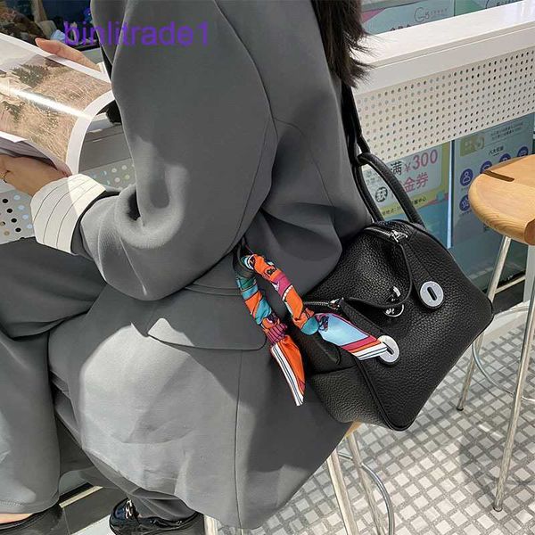 designer original kong genuine leather women's bag hong 2023 new fashion mini doctor cow lindys handheld one shoulder crossbody pillow
designer original kong genuine leather women's bag hong 2023 new fashion mini doctor cow lindys handheld one shoulder crossbody pillow