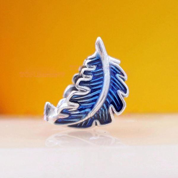 925 sterling silver blue curved feather bead fits european jewelry pandora style charm bracelets, Black
925 sterling silver blue curved feather bead fits european jewelry pandora style charm bracelets, Black
