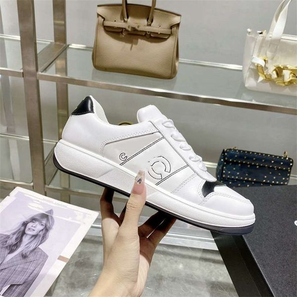 luxury design bowling shoes 2023 channel fashionable men's and women's letter logo casual outdoor sports shoes 01-4-03
luxury design bowling shoes 2023 channel fashionable men's and women's letter logo casual outdoor sports shoes 01-4-03
