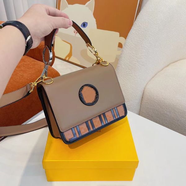 fashion one shoulder bag women's handbag brand purse high-end leather portable portable tote bag luxury large capacity crossbody bag cl
fashion one shoulder bag women's handbag brand purse high-end leather portable portable tote bag luxury large capacity crossbody bag cl
