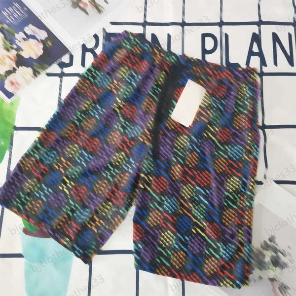 fashion swimwear brand classic logo color printing trend joker shorts elastic band design casual beach shorts mens apparel designer
fashion swimwear brand classic logo color printing trend joker shorts elastic band design casual beach shorts mens apparel designer