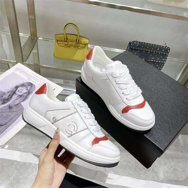 luxury design bowling shoes 2023 channel fashionable men's and women's letter logo casual outdoor sports shoes 01-4-01
luxury design bowling shoes 2023 channel fashionable men's and women's letter logo casual outdoor sports shoes 01-4-01