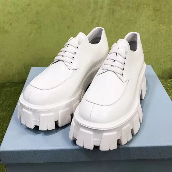 100% leather 2021 women dress shoes white red casual sneakers platform bottoms designers outdoor fashion ladies luxurys trainers the size 35, Black
100% leather 2021 women dress shoes white red casual sneakers platform bottoms designers outdoor fashion ladies luxurys trainers the size 35, Black