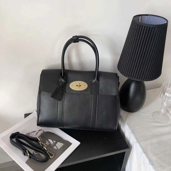 mulberries designer bag lily designer shoulder bags with chain women luxury handbag british brand genuine leather satchels crossbody bag tot
mulberries designer bag lily designer shoulder bags with chain women luxury handbag british brand genuine leather satchels crossbody bag tot