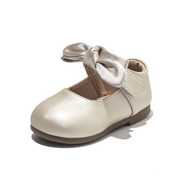 first walkers 11.5-15.5cm brand bright solid baby flats shoes for party wedding cute butterfly-knot green toddler girls princess dress shoes
first walkers 11.5-15.5cm brand bright solid baby flats shoes for party wedding cute butterfly-knot green toddler girls princess dress shoes