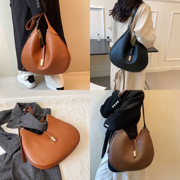 crossbody bags for women winter designer fashion trend big leather saddle shoulder side bag handbags and purses 230308
crossbody bags for women winter designer fashion trend big leather saddle shoulder side bag handbags and purses 230308