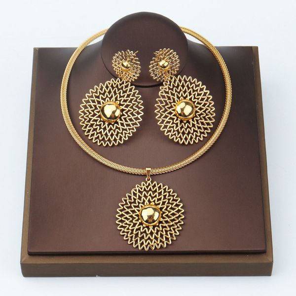 wedding jewelry sets dubai gold plated jewelry set hollow out large earrings necklace and bracelet ring sets for weddings bride nigerian acc, Slivery;golden
wedding jewelry sets dubai gold plated jewelry set hollow out large earrings necklace and bracelet ring sets for weddings bride nigerian acc, Slivery;golden