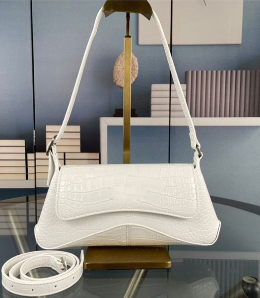 designer underarm bag women's crossbody bag single shoulder bag white alligator print clamshell leather metal clutch bag classic leathe
designer underarm bag women's crossbody bag single shoulder bag white alligator print clamshell leather metal clutch bag classic leathe