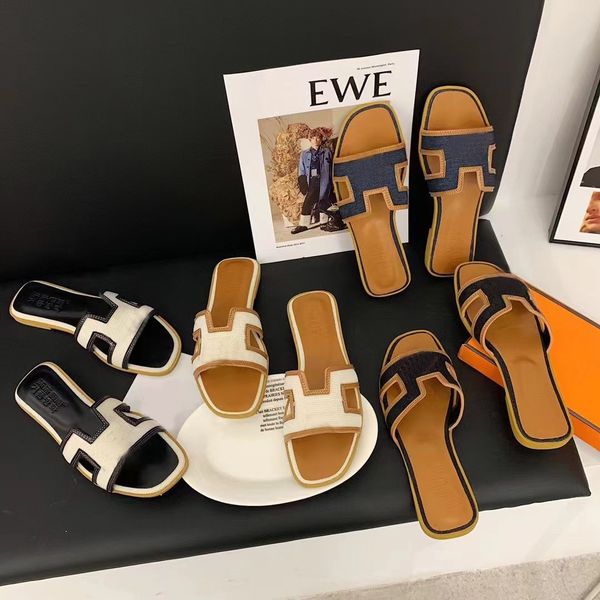 2023 summer beach slippers classic flat heel slides lazy designer fashion big head flip flops leather lady pool slide slipper women shoes l, Black
2023 summer beach slippers classic flat heel slides lazy designer fashion big head flip flops leather lady pool slide slipper women shoes l, Black