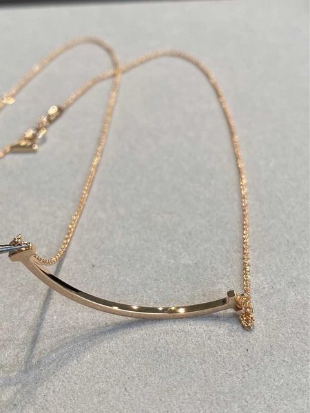 71f2 designer v gold second-generation smiling necklace with 30 pieces of jiang shuying's same small face 18k rose high-quality cnc, Silver
71f2 designer v gold second-generation smiling necklace with 30 pieces of jiang shuying's same small face 18k rose high-quality cnc, Silver