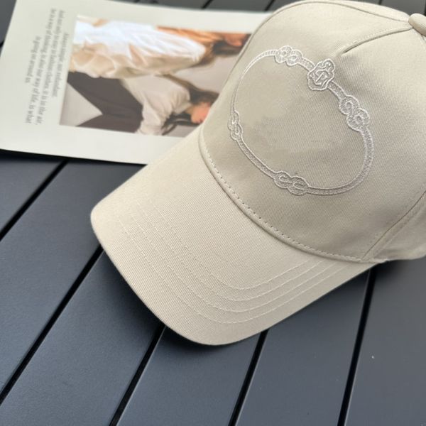 new designer baseball cap for mens womens embroidery letter pattern summer sunhats hats 5 colors with quality, Blue;gray
new designer baseball cap for mens womens embroidery letter pattern summer sunhats hats 5 colors with quality, Blue;gray