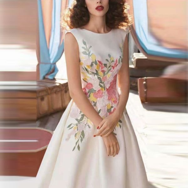 party dresses runway designer summer women's fashion party casual beach vintage elegant chic girls embroidery vest dress 230314, White;black
party dresses runway designer summer women's fashion party casual beach vintage elegant chic girls embroidery vest dress 230314, White;black