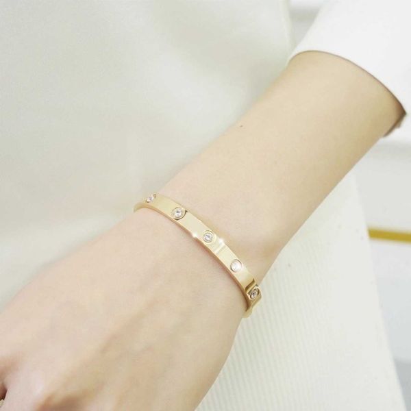 advanced sense card bracelet diamond inlaid titanium steel fashion rhinestone popular rose gold jewelry yiwu sourcehng8, Black
advanced sense card bracelet diamond inlaid titanium steel fashion rhinestone popular rose gold jewelry yiwu sourcehng8, Black