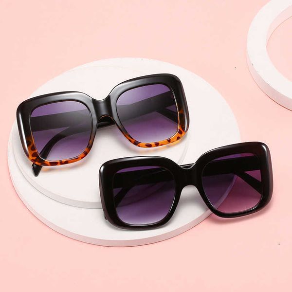 fastrack sunglasses sunglasses new box sunglasses women's fashion brand with large frame street shooting versatile glasses men, White;black
fastrack sunglasses sunglasses new box sunglasses women's fashion brand with large frame street shooting versatile glasses men, White;black
