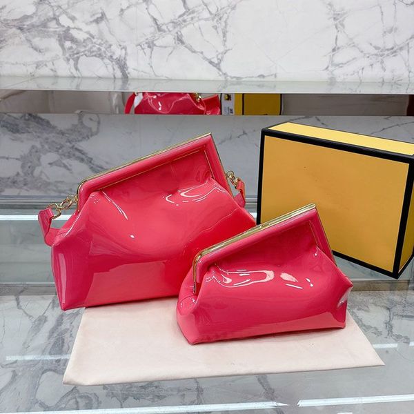 patent leather clip bag mirror designer crossbody bag luxury women shoulder bags dinner clutch purse fst handbags inside letter canvas pouch
patent leather clip bag mirror designer crossbody bag luxury women shoulder bags dinner clutch purse fst handbags inside letter canvas pouch