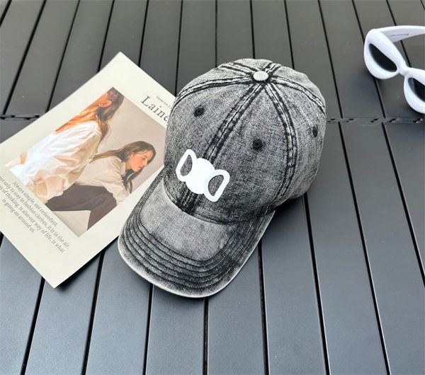 snapbacks desingers woman baseball cap men luxurys brand bucket hat fashion sun hats classic summer ball caps for lady sports caps casquette, Black;white
snapbacks desingers woman baseball cap men luxurys brand bucket hat fashion sun hats classic summer ball caps for lady sports caps casquette, Black;white