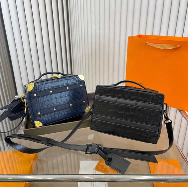 fashion designer bag black and dark blue body bag popular tote classic personality box bag crossbody bag portable crossbody bag
fashion designer bag black and dark blue body bag popular tote classic personality box bag crossbody bag portable crossbody bag