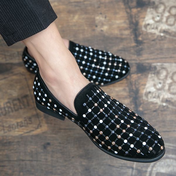 elegant shoes men classic dress loafers men brand shoes moda italiana suede tassel leather shoes formal mocassim masculino couro, Black;white
elegant shoes men classic dress loafers men brand shoes moda italiana suede tassel leather shoes formal mocassim masculino couro, Black;white