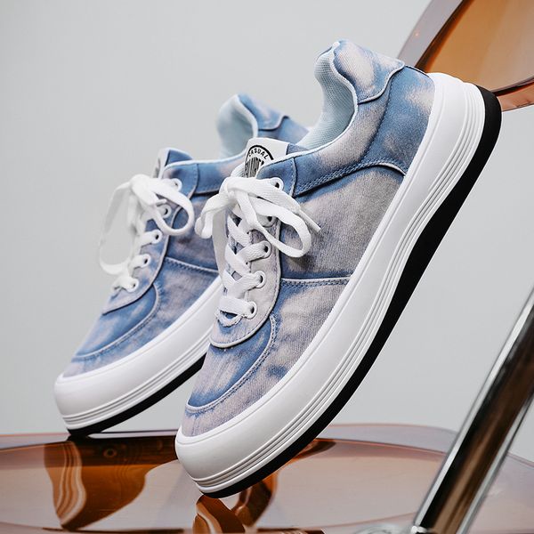 sneakers casual men running shoes fashion casual microfiber leather denim breathable height increased flat platform board shoes, Red;white
sneakers casual men running shoes fashion casual microfiber leather denim breathable height increased flat platform board shoes, Red;white