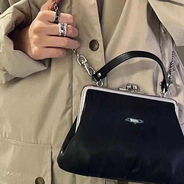 vivi bags designer crossbody shoulder luxury handbags lady dumpling bag portable messenger women fashion purse chain bag 230204
vivi bags designer crossbody shoulder luxury handbags lady dumpling bag portable messenger women fashion purse chain bag 230204
