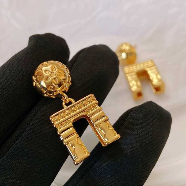french three-dimensional gold embossed earrings women's palace style fashionable triumphal arch small number of high-end, Golden
french three-dimensional gold embossed earrings women's palace style fashionable triumphal arch small number of high-end, Golden