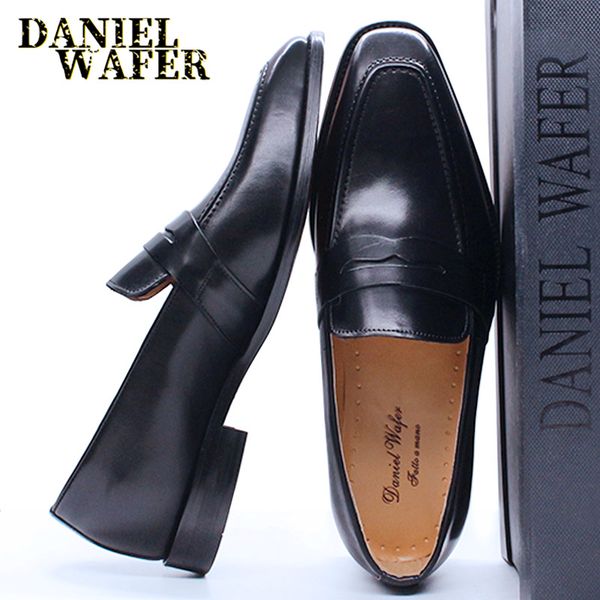 luxury men penny loafers genuine leather slip on red black casual business dress shoes mens wedding party office fashion shoes, Black;white
luxury men penny loafers genuine leather slip on red black casual business dress shoes mens wedding party office fashion shoes, Black;white