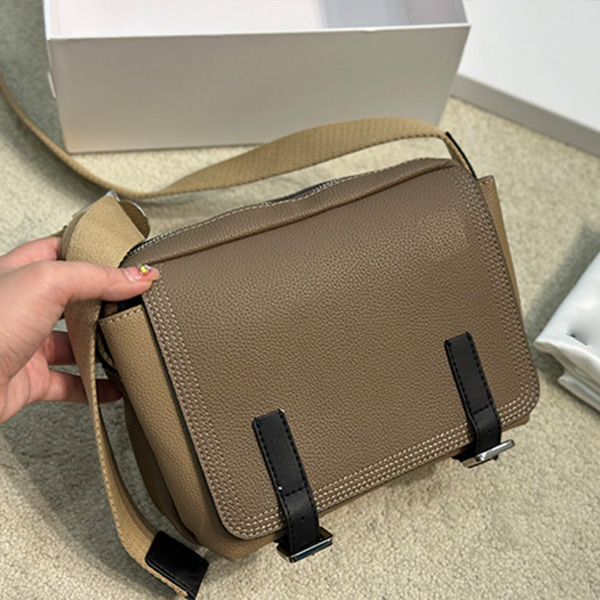 men's crossbody bags postman bag designer shoulder bags large vintage cowhide black fashion messenger commuter bag military package les
men's crossbody bags postman bag designer shoulder bags large vintage cowhide black fashion messenger commuter bag military package les