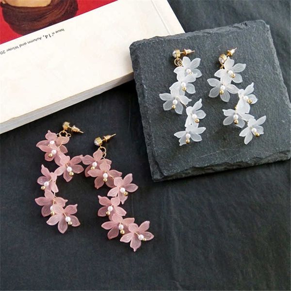 charm fashion trendy earrings flowers stud earrings for women vintage creative temperament contracted woman stud earrings fine jewelry aa230, Golden
charm fashion trendy earrings flowers stud earrings for women vintage creative temperament contracted woman stud earrings fine jewelry aa230, Golden