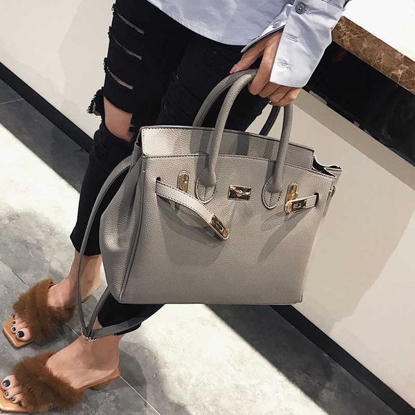 designer bags hermas birkins high-grade bag women's new light luxury online red versatile small crowd portable tote messenger with larg
designer bags hermas birkins high-grade bag women's new light luxury online red versatile small crowd portable tote messenger with larg