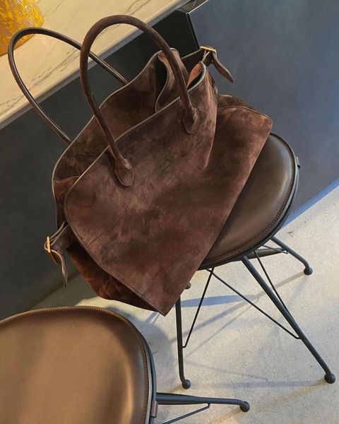evening bags margaux 15 classic style cowhide handbag simple single shoulder bag lcu the large capacity tote commuting row 230314
evening bags margaux 15 classic style cowhide handbag simple single shoulder bag lcu the large capacity tote commuting row 230314