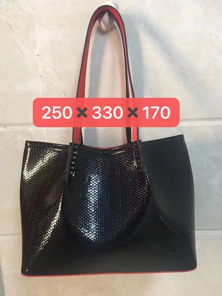 women luxurys rivet bags personalityhead embossed holding envelope shoulder bags street trend head genuine leather handbag purse famous sing
women luxurys rivet bags personalityhead embossed holding envelope shoulder bags street trend head genuine leather handbag purse famous sing