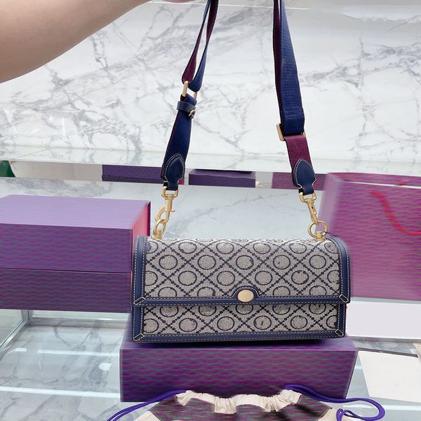 2023 designers crossbody shoulder bags small handbag womens bags purses single chains straps 9 color with box
2023 designers crossbody shoulder bags small handbag womens bags purses single chains straps 9 color with box