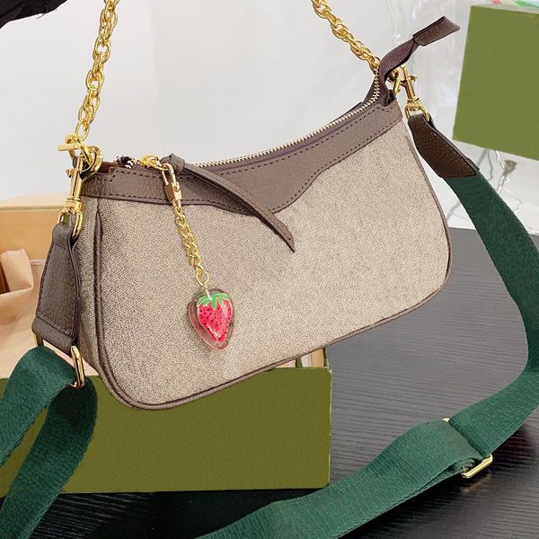 fashion shoulder bag chain women's bag classic letter print strawberry decoration mini leather handbag with packaging box
fashion shoulder bag chain women's bag classic letter print strawberry decoration mini leather handbag with packaging box