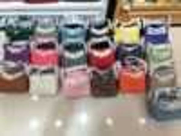 designer original mini lindys bag is made of pure handmade wax thread and sewn into french original togo cowhide pillow doctor of sale 
designer original mini lindys bag is made of pure handmade wax thread and sewn into french original togo cowhide pillow doctor of sale