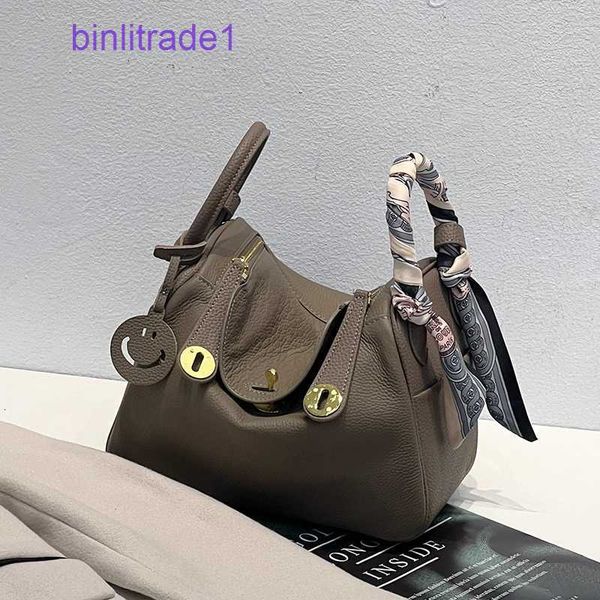 designer original new versatile lindys headcoat cowhide 2023 doctor's bag leather women's one shoulder handheld pillow medicine bo
designer original new versatile lindys headcoat cowhide 2023 doctor's bag leather women's one shoulder handheld pillow medicine bo