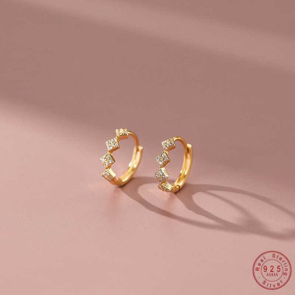charm 925 sterling silver petite inlaid zircon geometric rhombus earrings for women simple temperament ear jewelry wholesale aa230311, Golden
charm 925 sterling silver petite inlaid zircon geometric rhombus earrings for women simple temperament ear jewelry wholesale aa230311, Golden