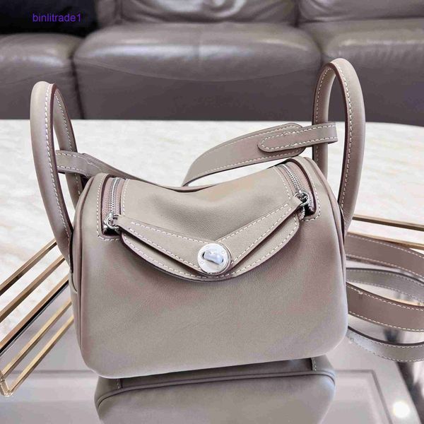 designer original bag 2023 new swift lindys women's leather mini-doctor one-shoulder cross-body medicine portable pillow of sale unnn
designer original bag 2023 new swift lindys women's leather mini-doctor one-shoulder cross-body medicine portable pillow of sale unnn