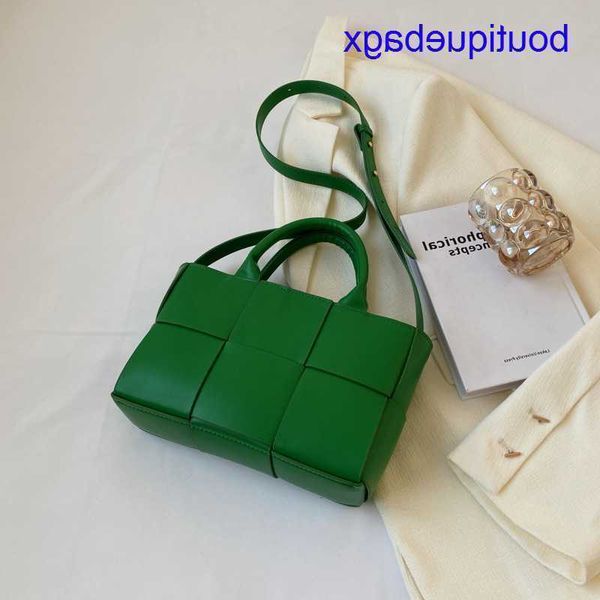 luxury bottegss venetss arco evening bags online store in leisure bag new spring trend women's 2023 fashion one-shoulder simple cr with
luxury bottegss venetss arco evening bags online store in leisure bag new spring trend women's 2023 fashion one-shoulder simple cr with