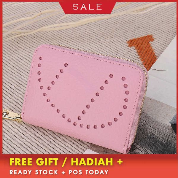 brand design ladies luxury wallet men blue cowhide short women's purse 2023 new high-capacity leather fashion multi-card zero, Red;black
brand design ladies luxury wallet men blue cowhide short women's purse 2023 new high-capacity leather fashion multi-card zero, Red;black