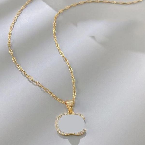 women 18k gold plated pendant designer brand gold silver letter necklaces chain crysatl rhinestone choker necklaces for womens wedding party
women 18k gold plated pendant designer brand gold silver letter necklaces chain crysatl rhinestone choker necklaces for womens wedding party