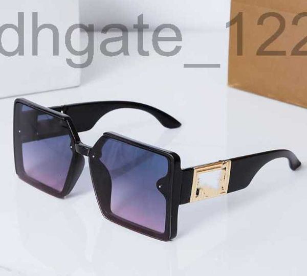 designer new sunglasses for women trendy to make big face thin-looked large rim uv protection glasses women's high sense o6ne, White;black
designer new sunglasses for women trendy to make big face thin-looked large rim uv protection glasses women's high sense o6ne, White;black